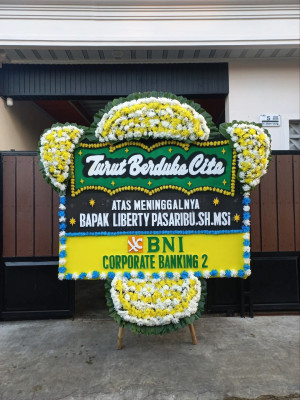 Papan Bunga Duka di Apalapsili