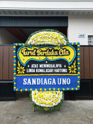 Papan Bunga Duka di Apalapsili